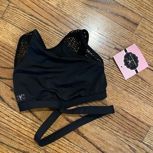 Kandy Kouture - cross cross crop top black